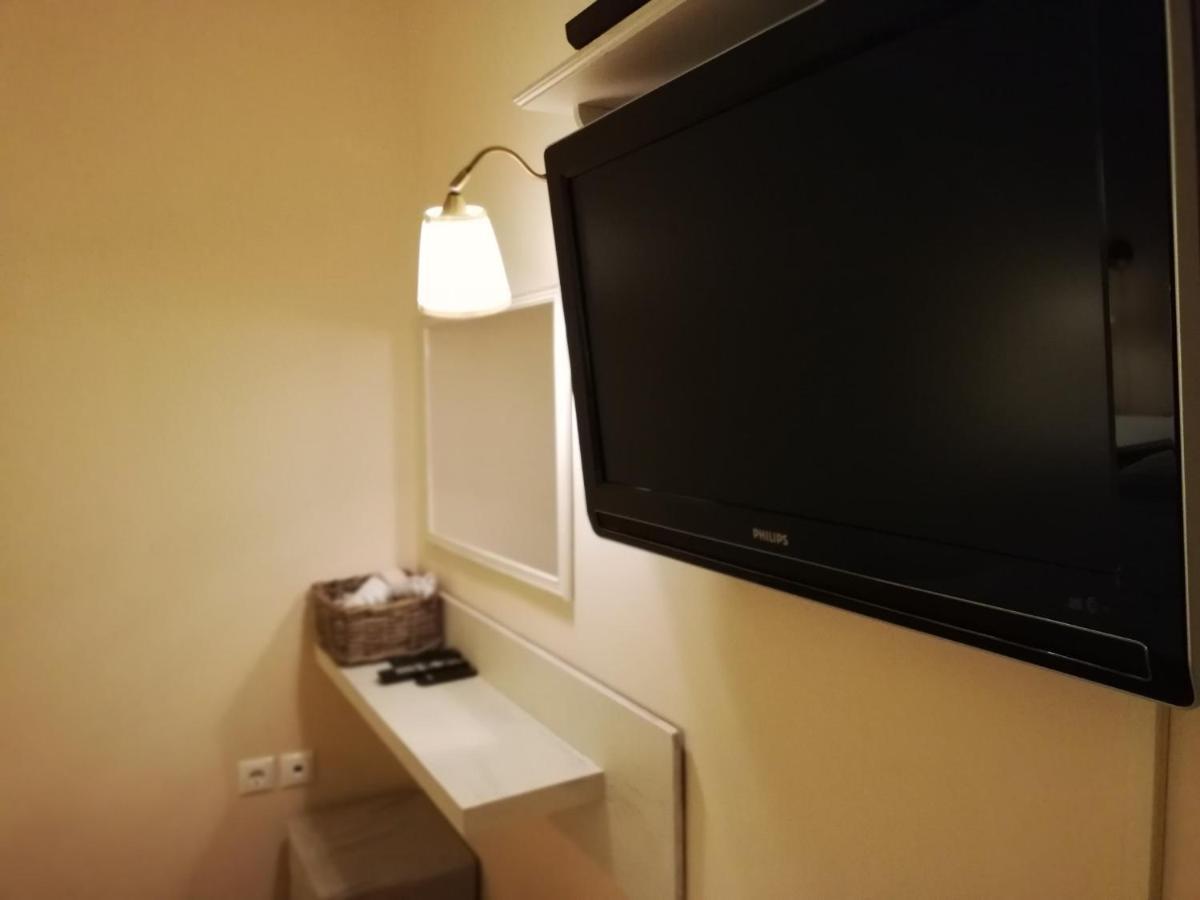 Lux House Next To The Airport Of Athens. Transport 24H Villa Артемида Екстериор снимка
