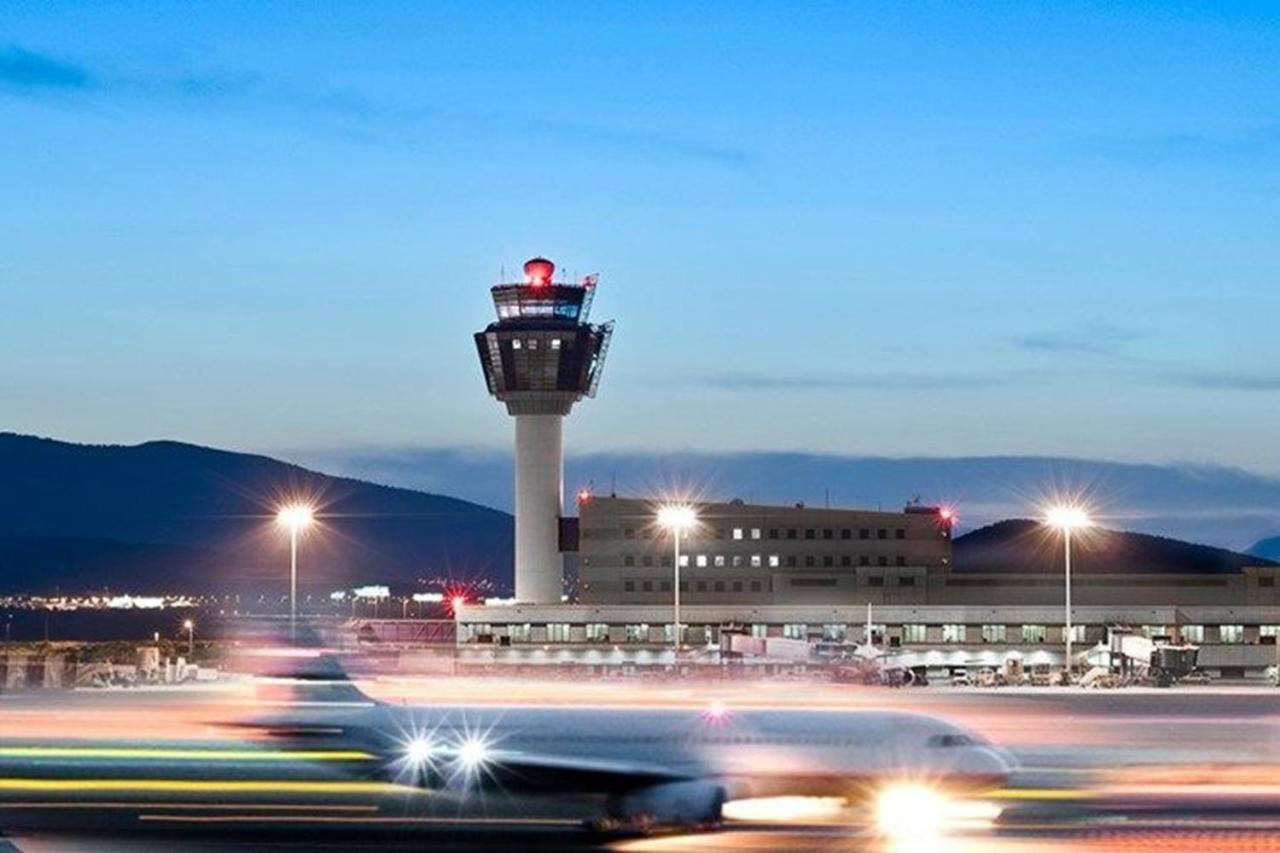 Lux House Next To The Airport Of Athens. Transport 24H Villa Артемида Екстериор снимка